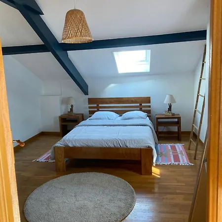 Maison A La Campagne Avec Piscine Et Jacuzzi 度假居 Buanes