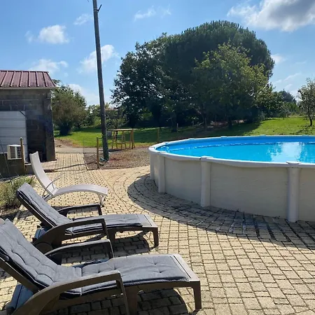 Maison A La Campagne Avec Piscine Et Jacuzzi 度假居 Buanes