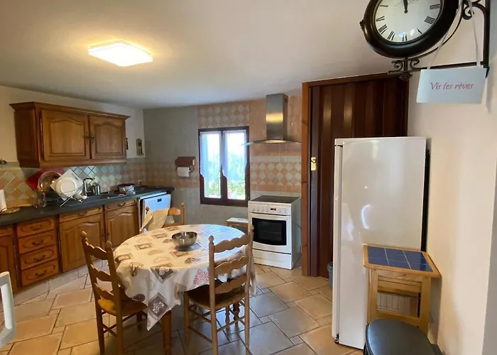 Maison A La Campagne Avec Piscine Et Jacuzzi